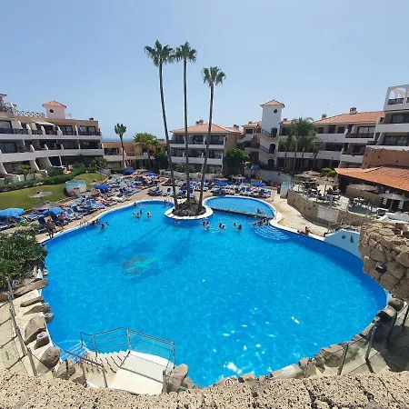 Apartment In Park Albatros With Ocean View 산미겔데아보나